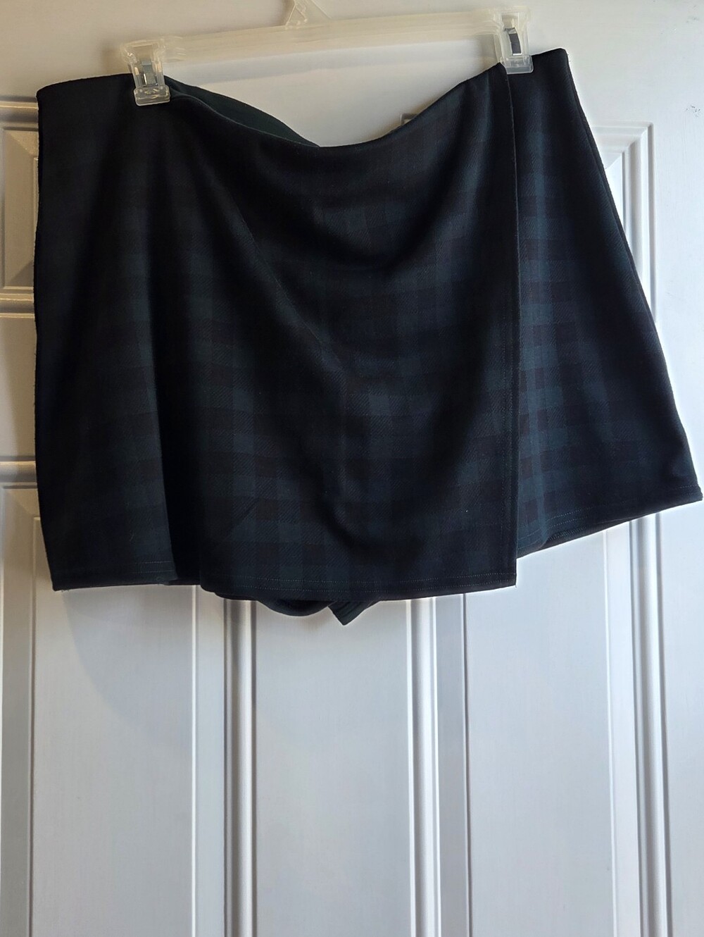 NWOT American Eagle Plaid Skort